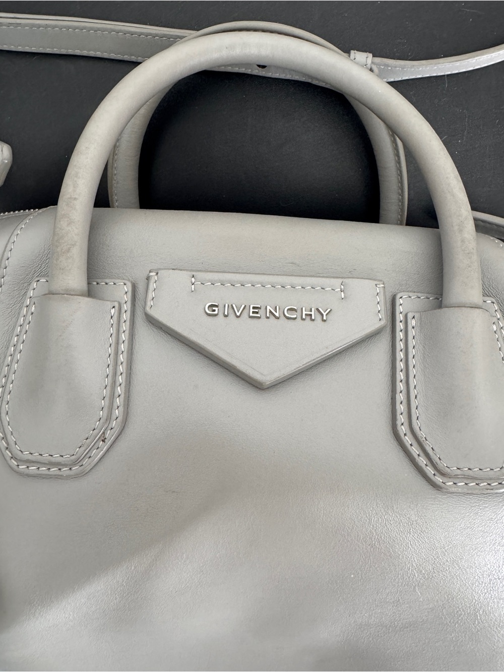 Givenchy Small Antigona Gray Leather Satchel Crossbody Bag - Picture 2 of 7